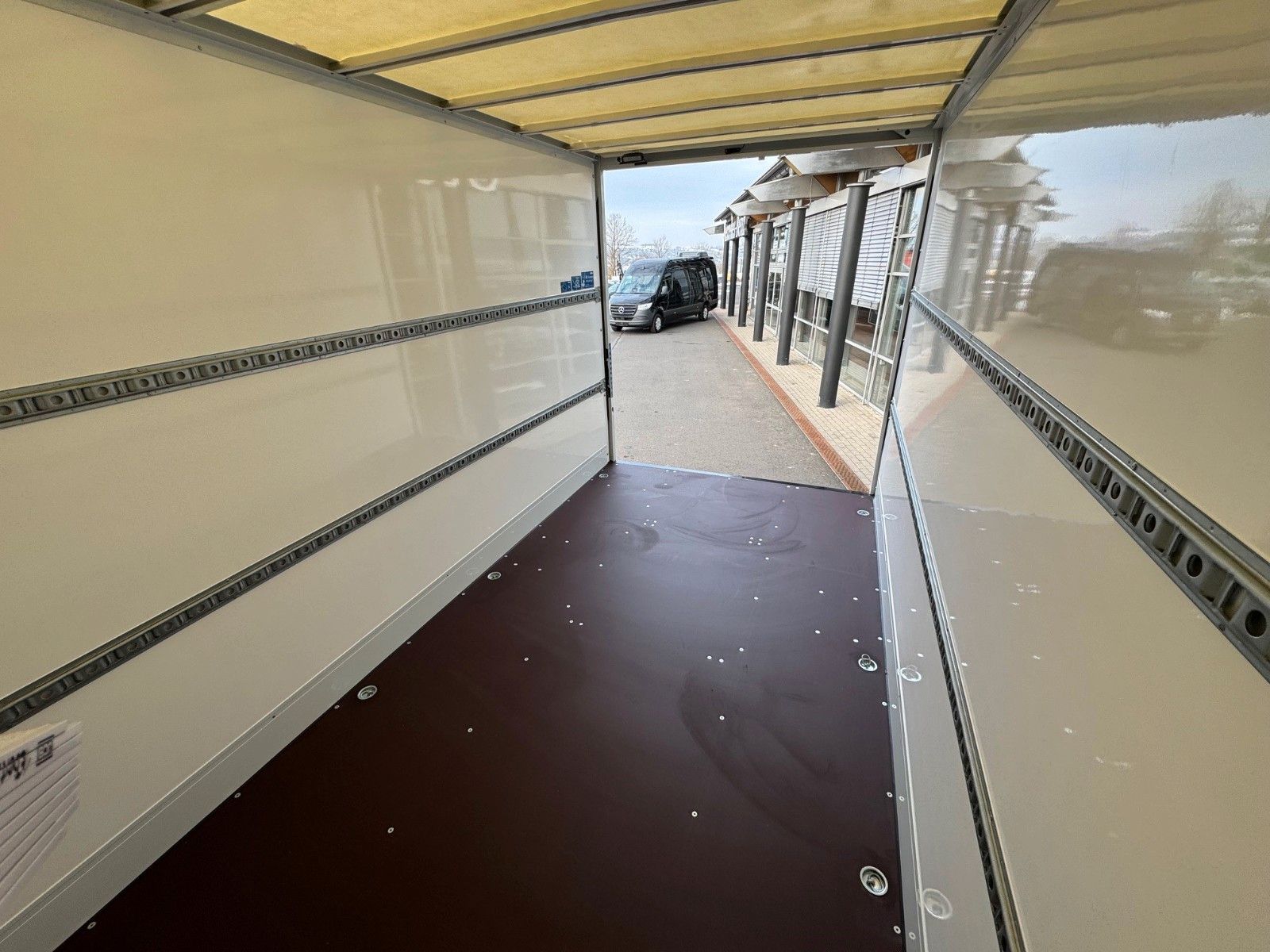 Fahrzeugabbildung Iveco Daily 35S14 A8 *R4.100mm*Automatik*Kamera*