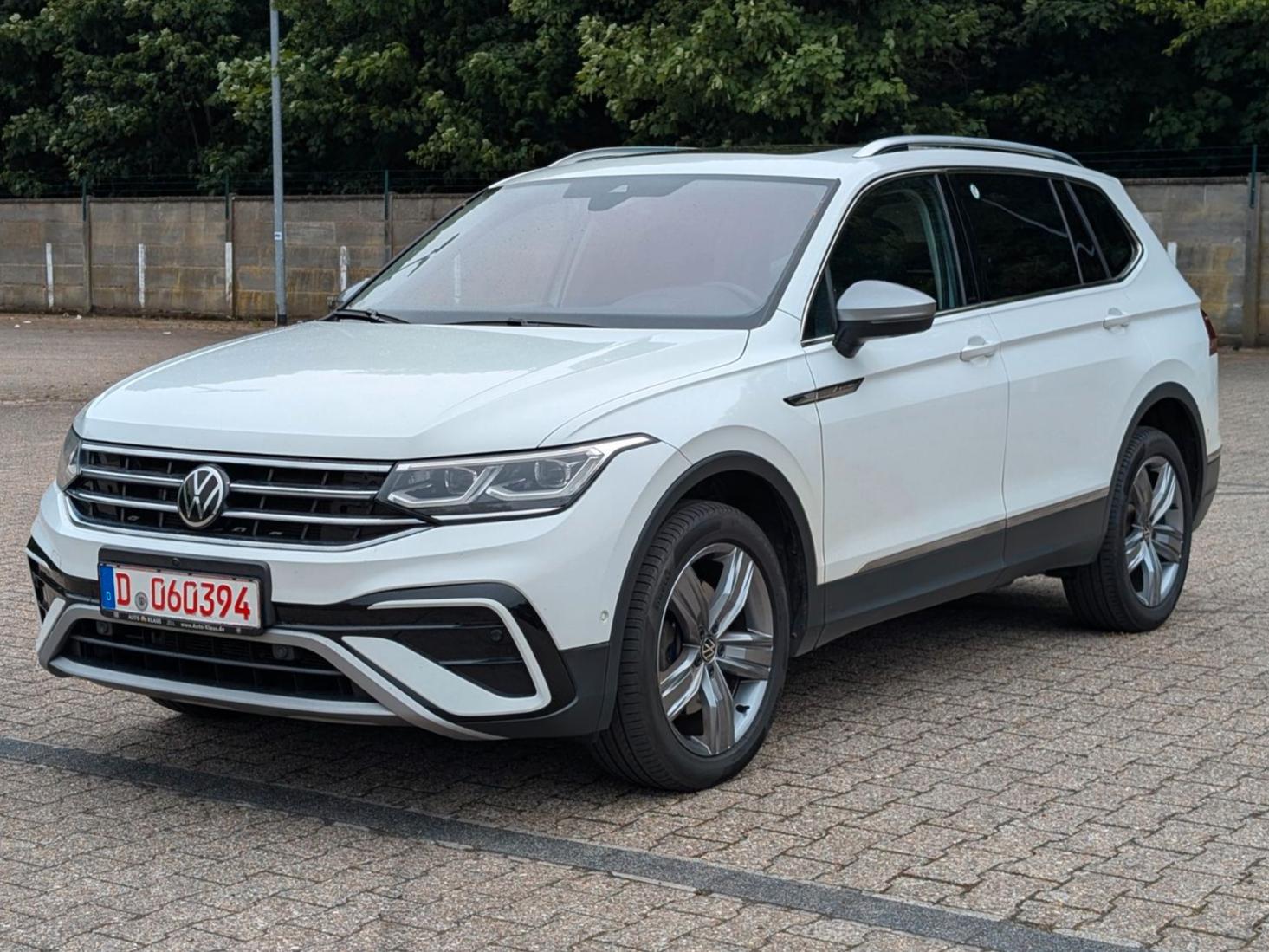 Volkswagen Elegance 4M LEDER/PANO/HarmanK/HUD/Kam360/STHZ