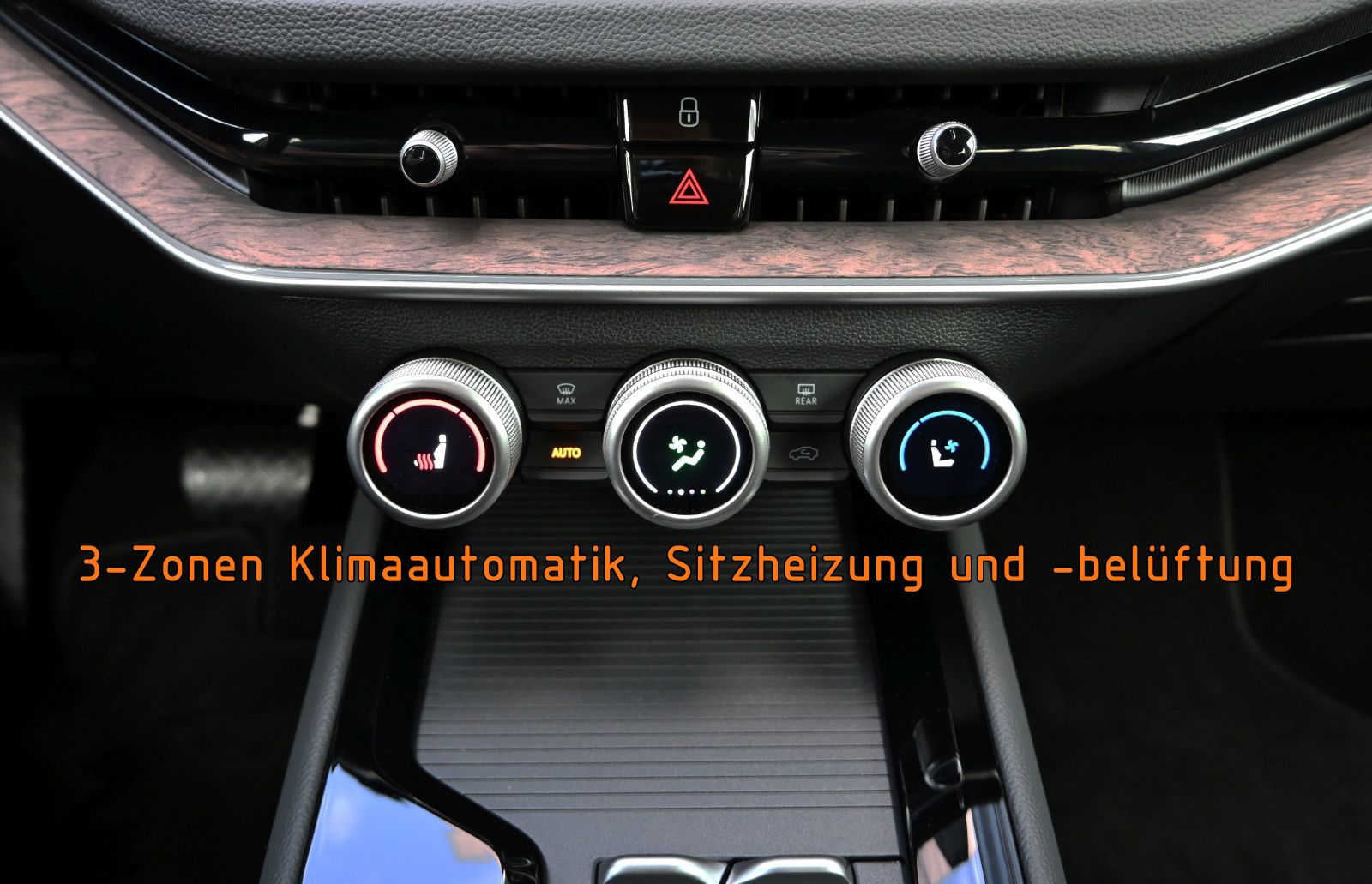 Fahrzeugabbildung SKODA Superb 2.0 TDI L&K Combi °ACC°AHK°HUD°STHZG°360°