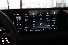 AUDI Q5 e-Hybrid quattro | Tech pro | Pano | Carbon AUDI Q5 e-Hybrid quattro | Tech pro | Pano | Carbon
