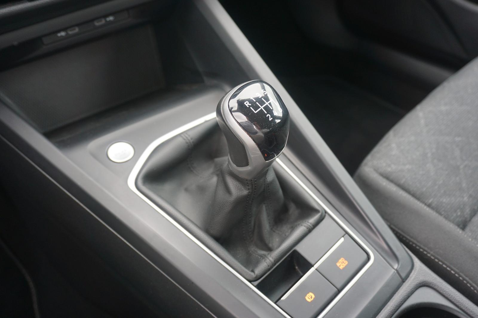 Volkswagen Golf VIII Variant 1.0 Life LED Navi ACC Kamera, миниатюра 24
