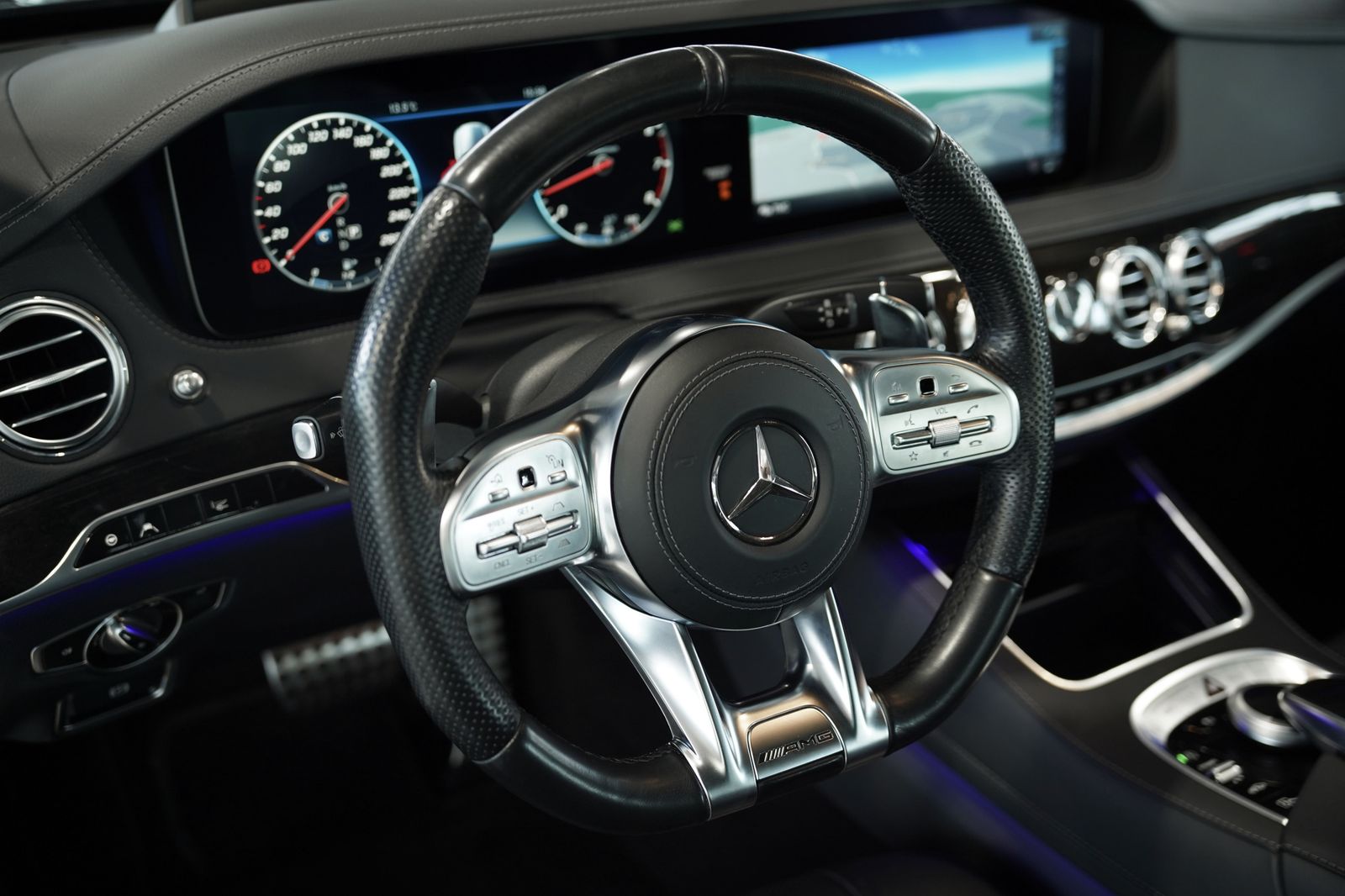 Mercedes Benz S 560