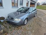 Audi A6 2.4 Avant - - Audi A6 aus 1999: Kombi