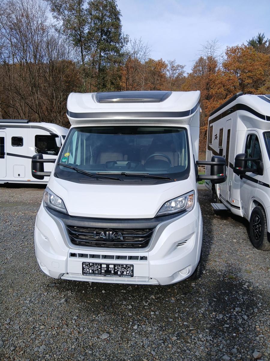 Laika Kosmo L 319 *200AH Lithium 240W Solar*