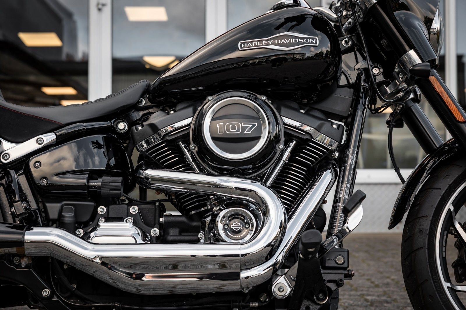 Fahrzeugabbildung Harley-Davidson FLSB SPORT GLIDE 107