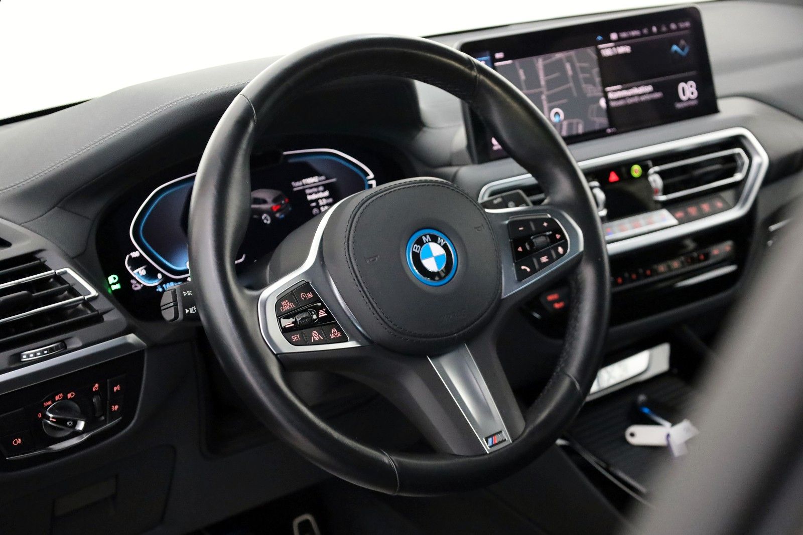 Fahrzeugabbildung BMW iX3 Inspiring+M Pak.,Leder,Navi,LED,PanDach,Park