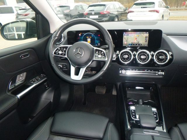Fahrzeugabbildung Mercedes-Benz B 180 >AUT/AHK/NAV/KAM/PDC/LED<