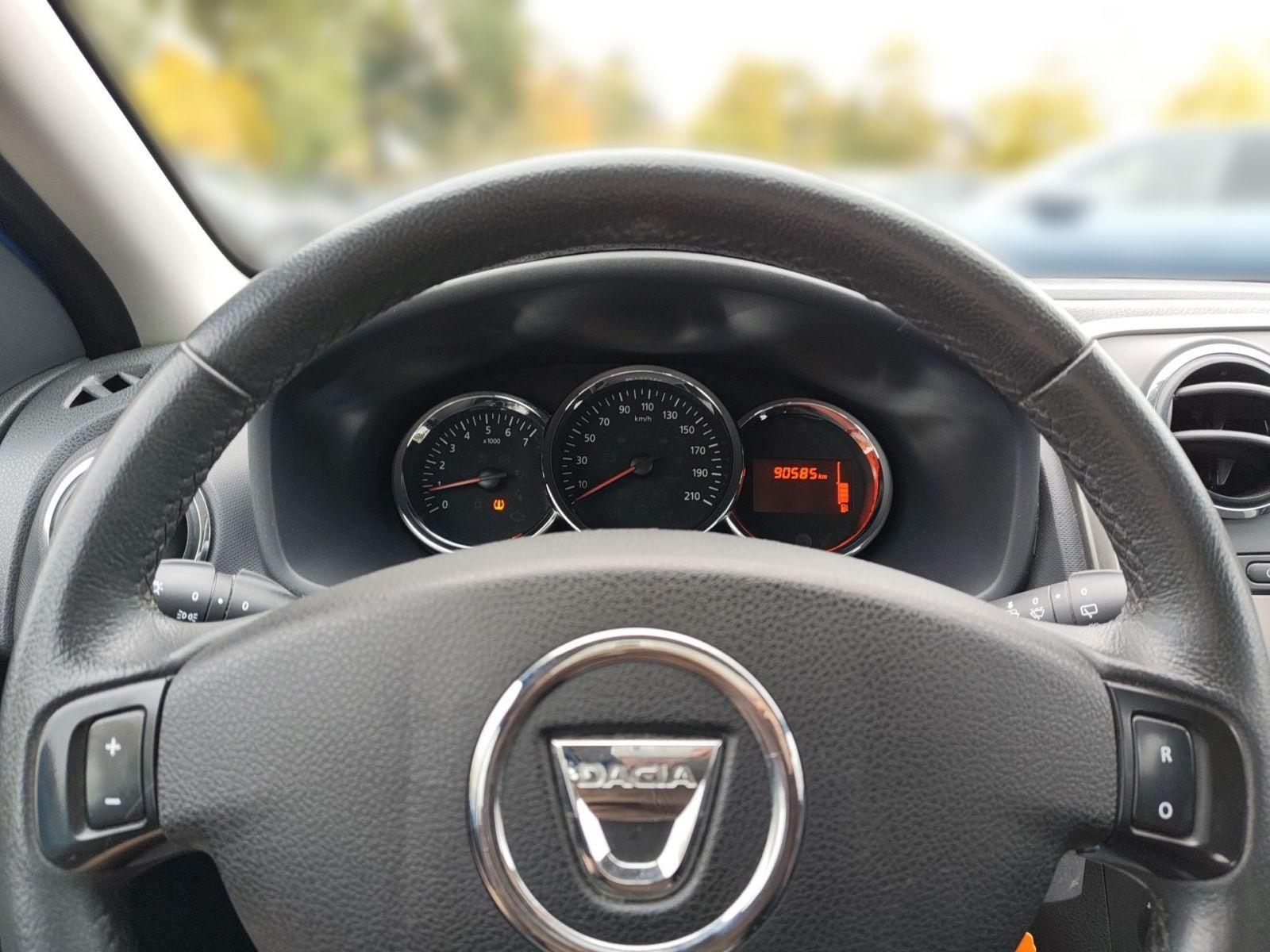 Dacia Sandero 2015 — photo 8
