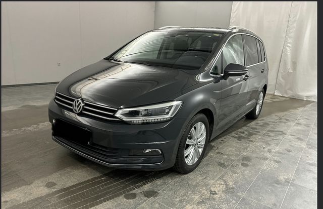 Volkswagen Touran Highline*7Sitzer*