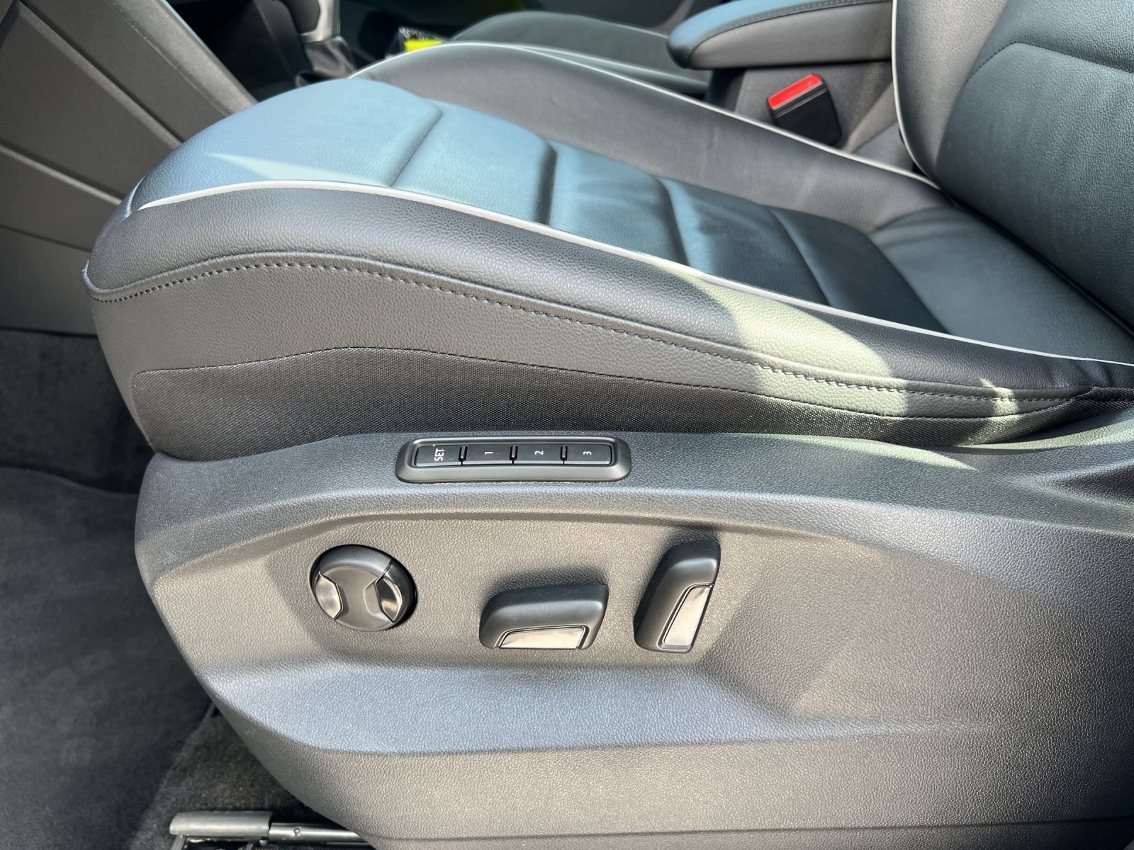 Tiguan Life 1.5 l TSI DSG*LED*ACC*Navi*Klima