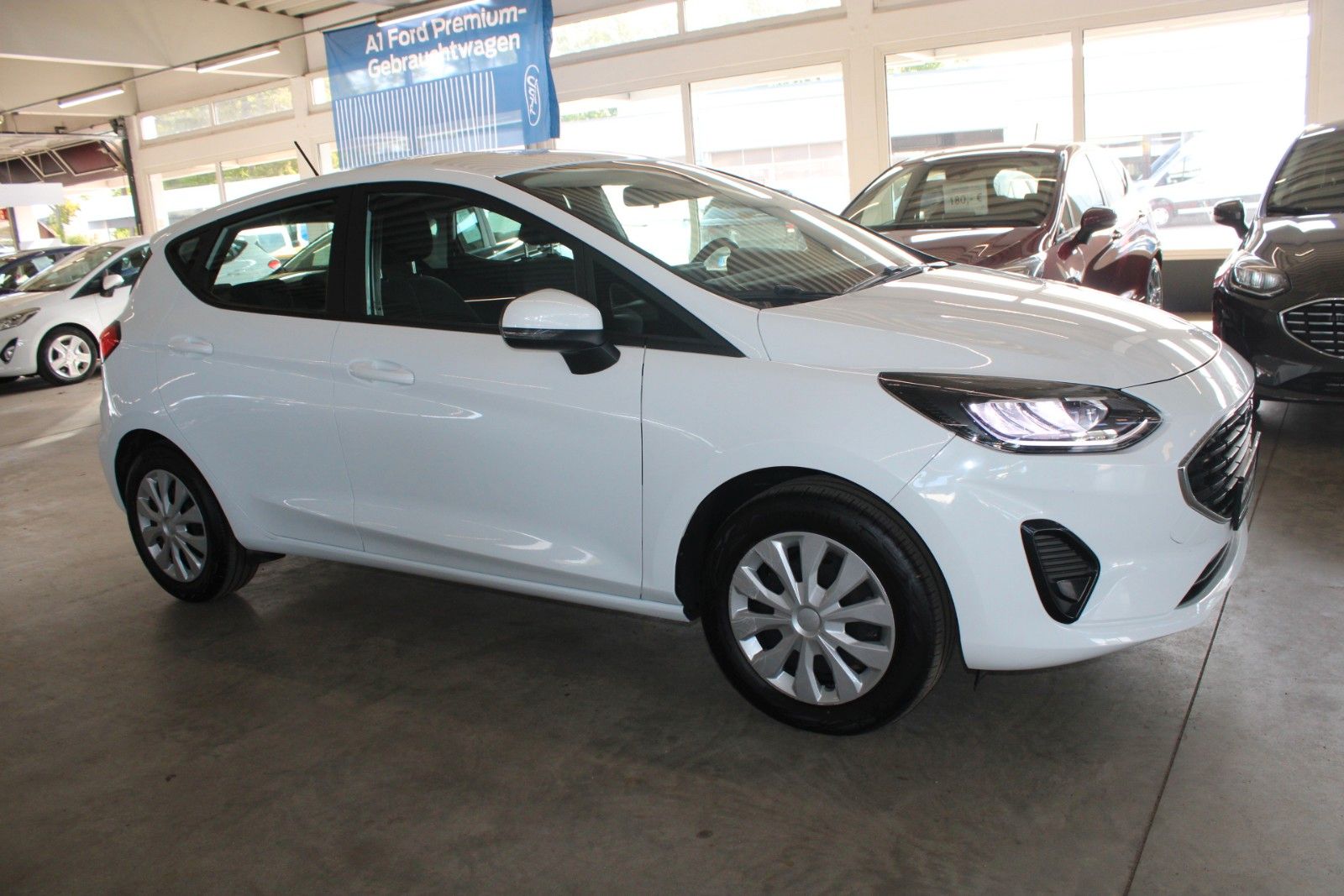 Fahrzeugabbildung Ford Fiesta Cool&Connect 5-trg KLIMA LED WinterPaket