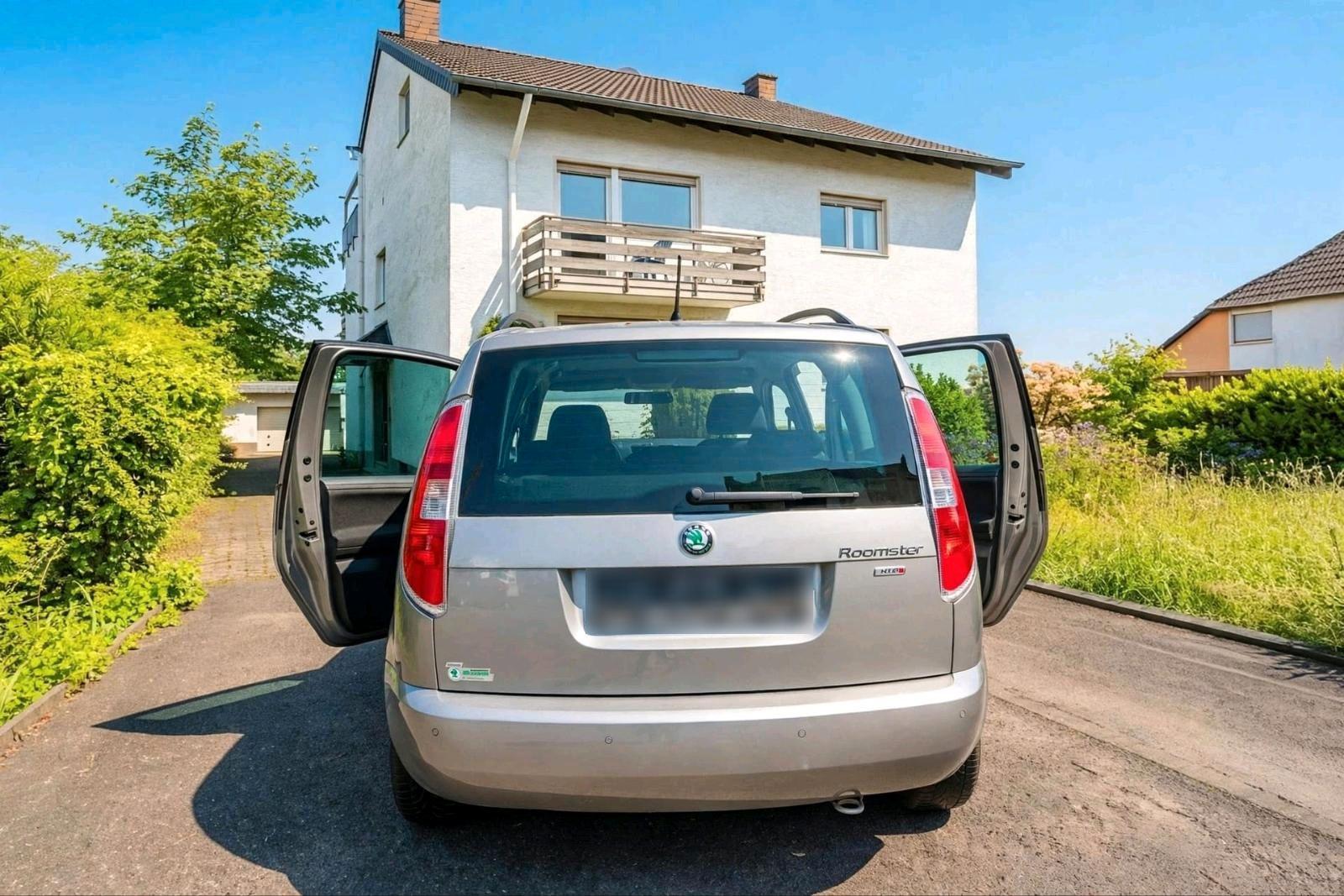 Skoda Roomster 2012 — photo 10