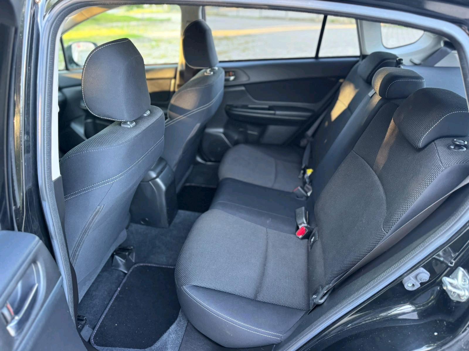 Subaru XV 2012 — photo 9