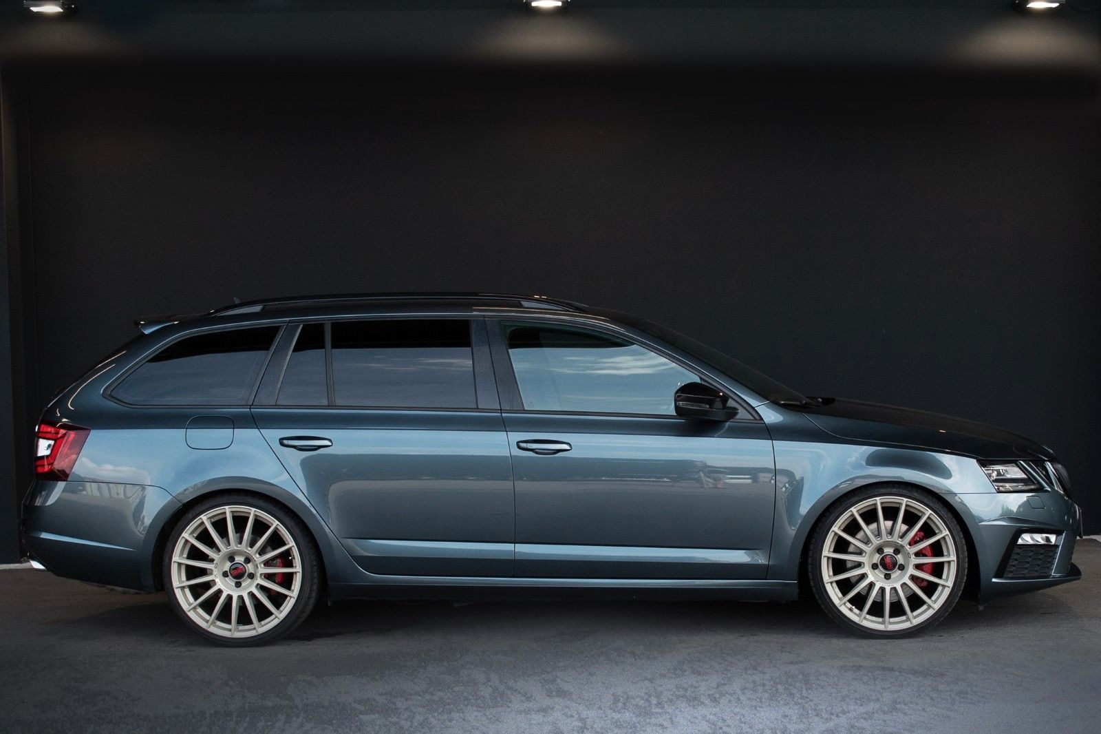 Skoda Octavia 2.0 TSI RS Combi*DSG*LED*NAVI*H&R*20"* foto 8