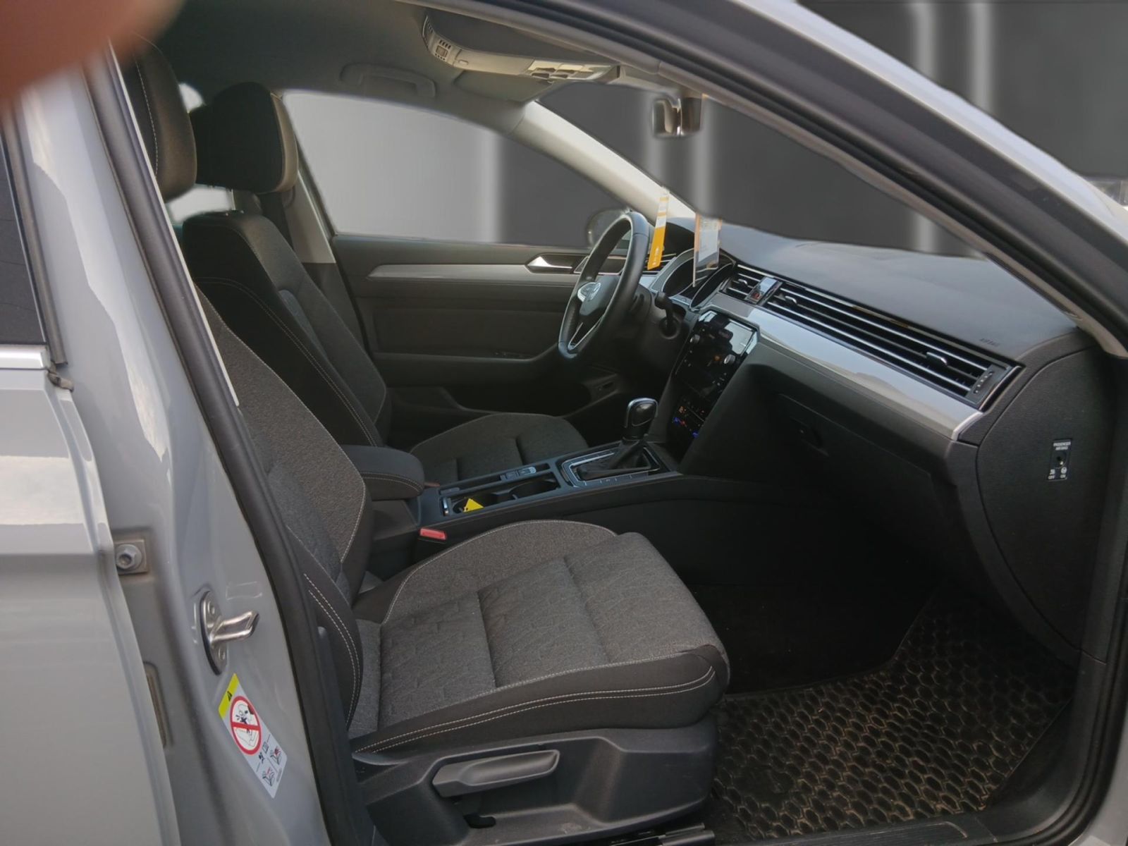 Volkswagen Passat Variant - Bild 10