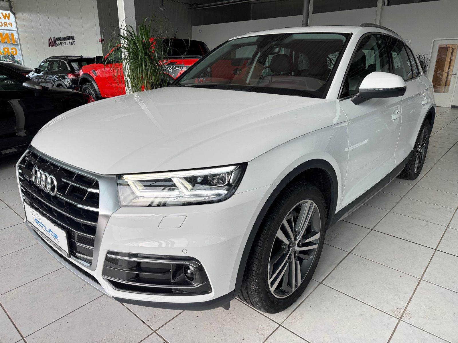 AUDI Q5 Quattro Design Leder*Pano*Tempo*Kamera*Matrix