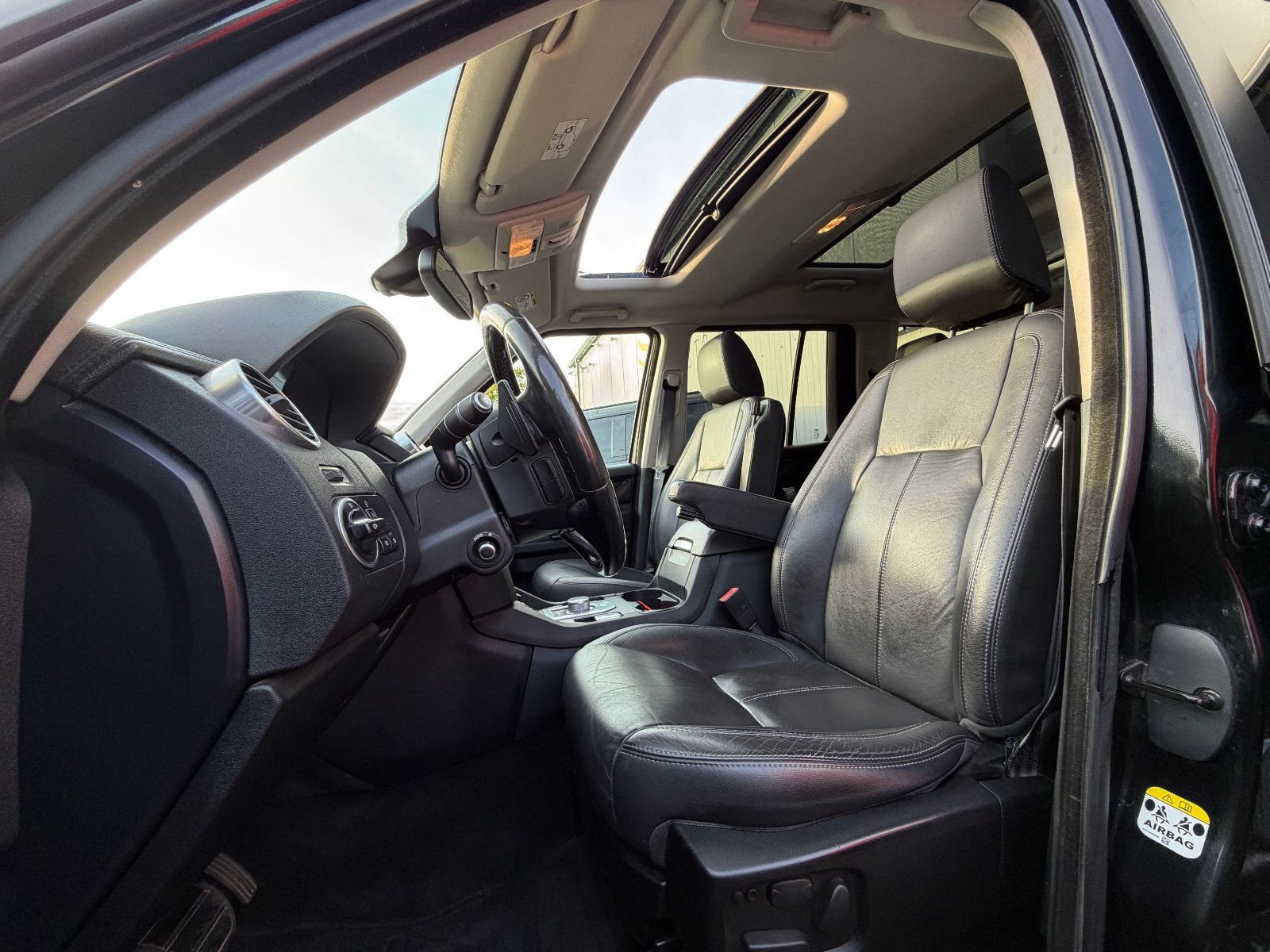 Fahrzeugabbildung Land Rover Discovery 4 SDV6 HSE/1-HAND/DEUTSCH/VOLL/PANO/LE