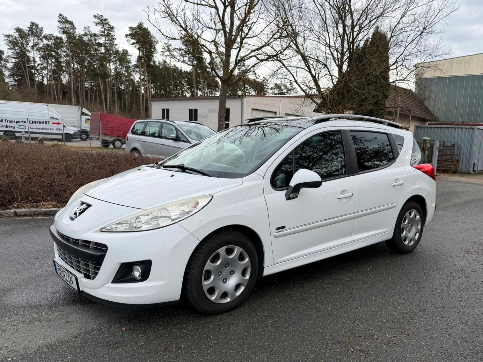 Peugeot 207 SW Family/ EURO 5/ KLIMA/ PDC/ PANO.