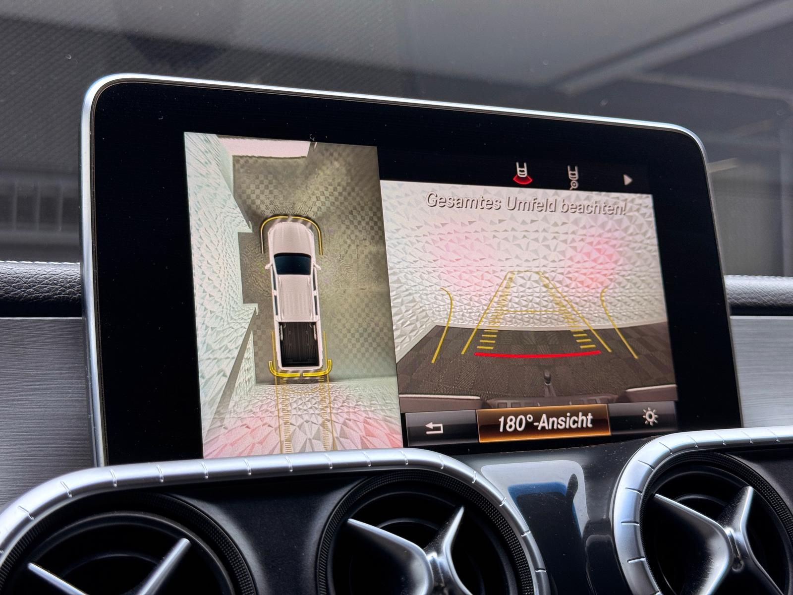 Fahrzeugabbildung Mercedes-Benz d POWER-EDITION/4MATIC/LED/KEYLES/360°/AHK