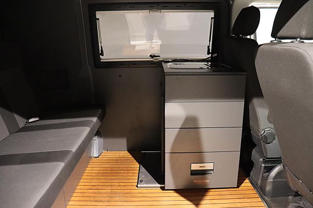 T6 2.0 TDI 150 PS CostumBus Camper Aufstelldach