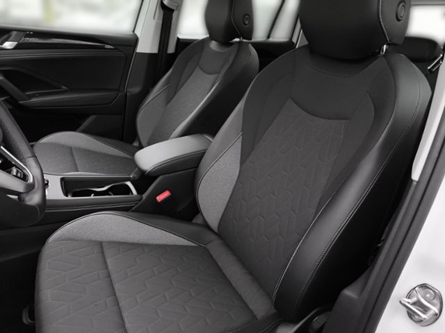 Fahrzeugabbildung Volkswagen Tiguan 1.5 eTSI OPF DSG Goal ACC LED NAVI AREA V