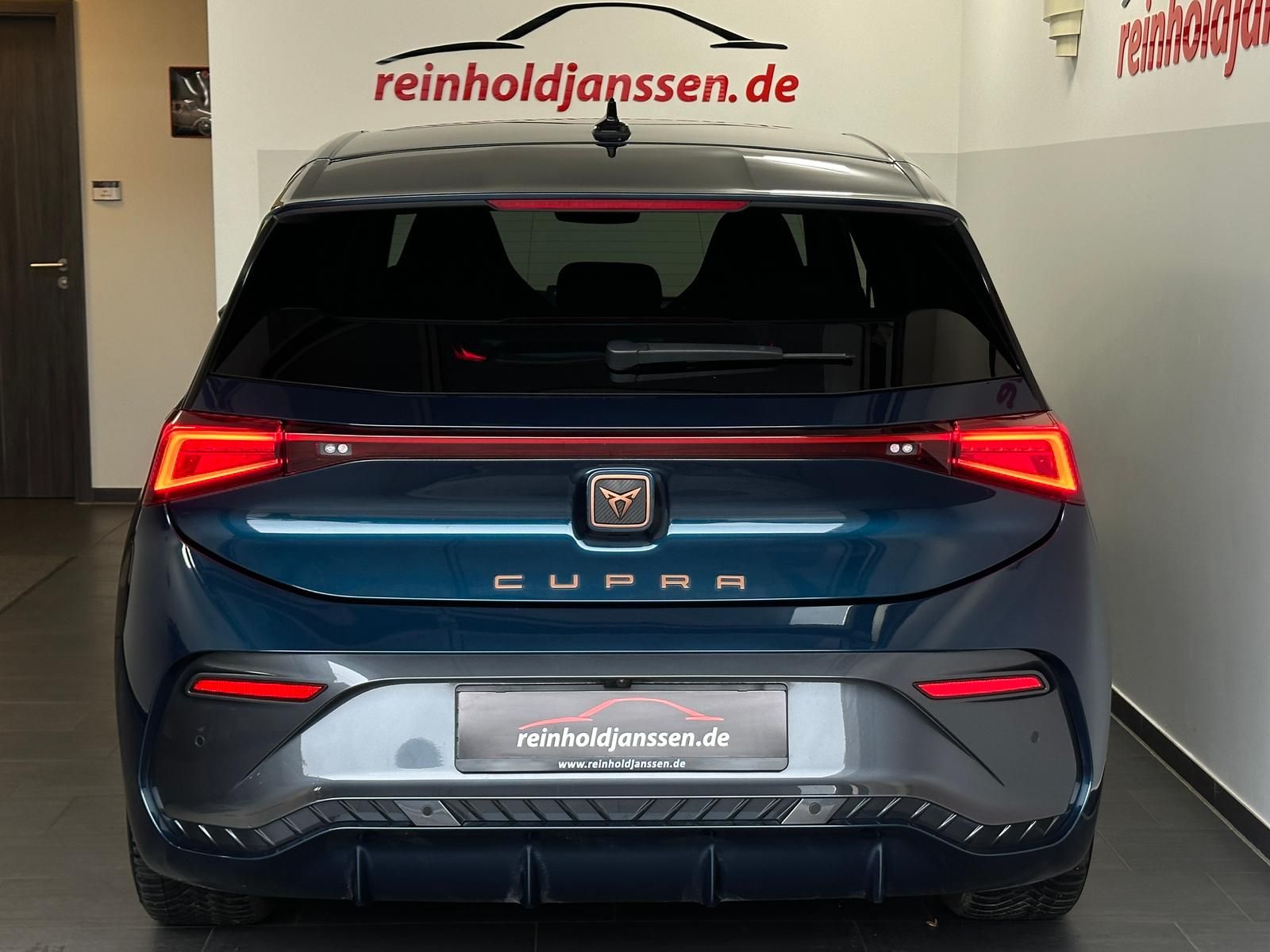 Cupra Born 170 kW ACC HUD 360° Wärmepumpe Massage LED imagem 3