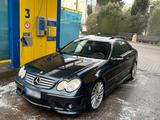 Mercedes-Benz Mercedes Benz Clk 320 LPG - Mercedes-Benz CLK 320 mit LPG-Antrieb: Automatik