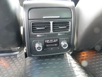 Volkswagen Touareg - 7