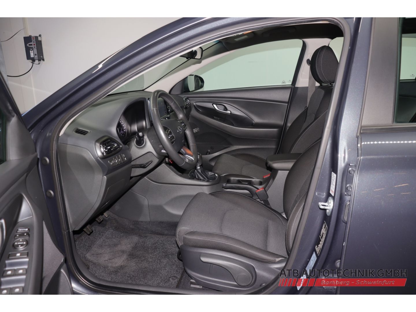 Fahrzeugabbildung Hyundai i30 Trend 1.5 T-GDi 48V AHK-abnehmbar Apple CarP