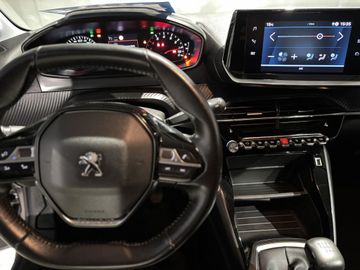 Fotografie 15 des Peugeot 208 PureTech 100 Active AHK