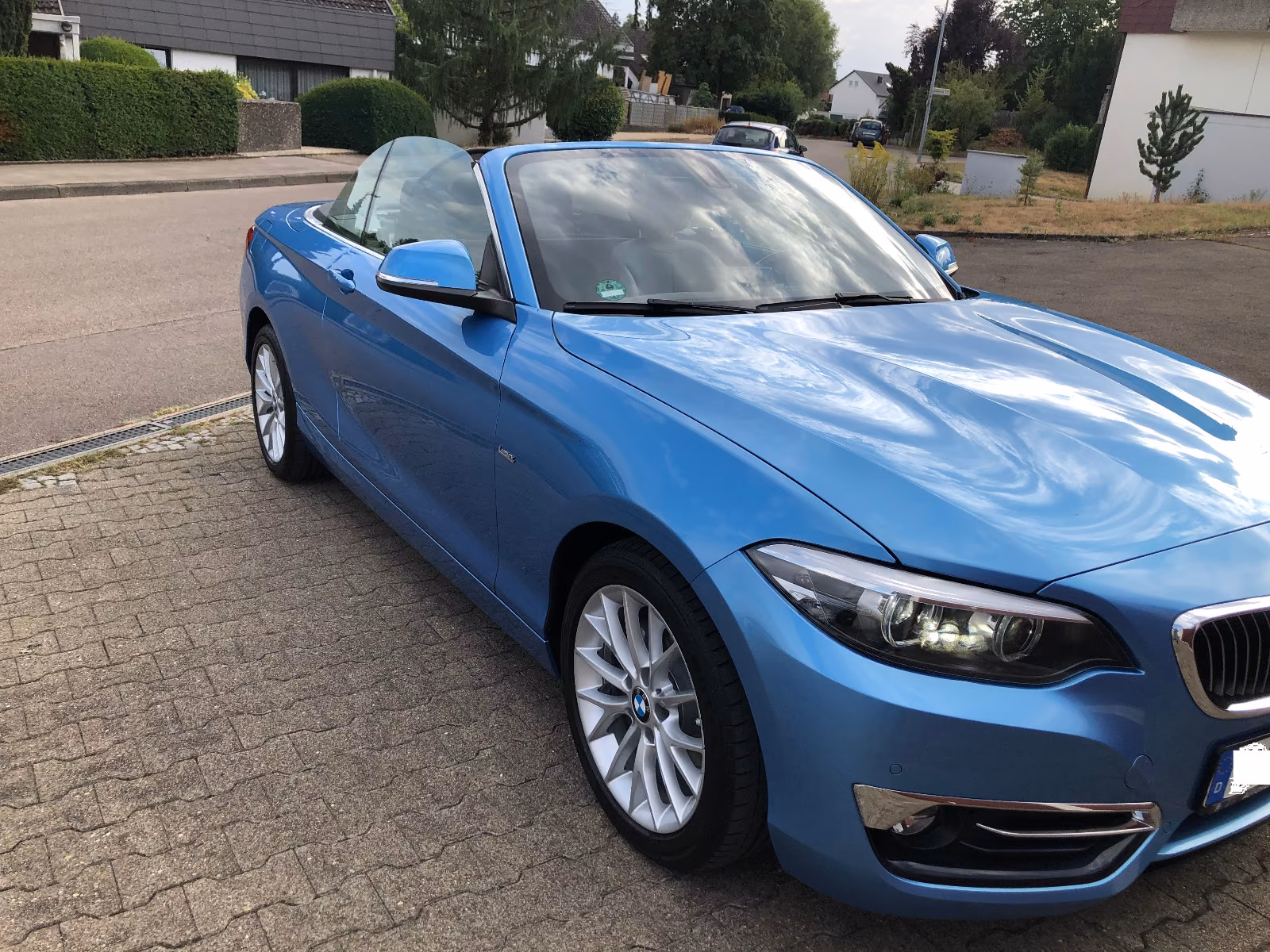 BMW 218