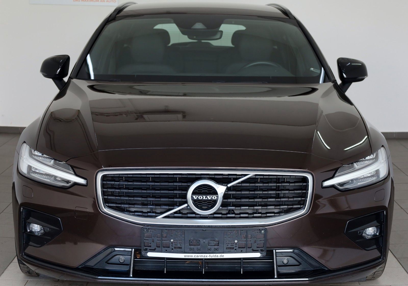 Fahrzeugabbildung Volvo V60 R Design Leder,Navi,LED,Harman/K,Kamera