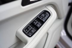 PORSCHE Macan S*CHRONO*PANO*PDLS+*ACC*360*BICOLOR*MEMORY