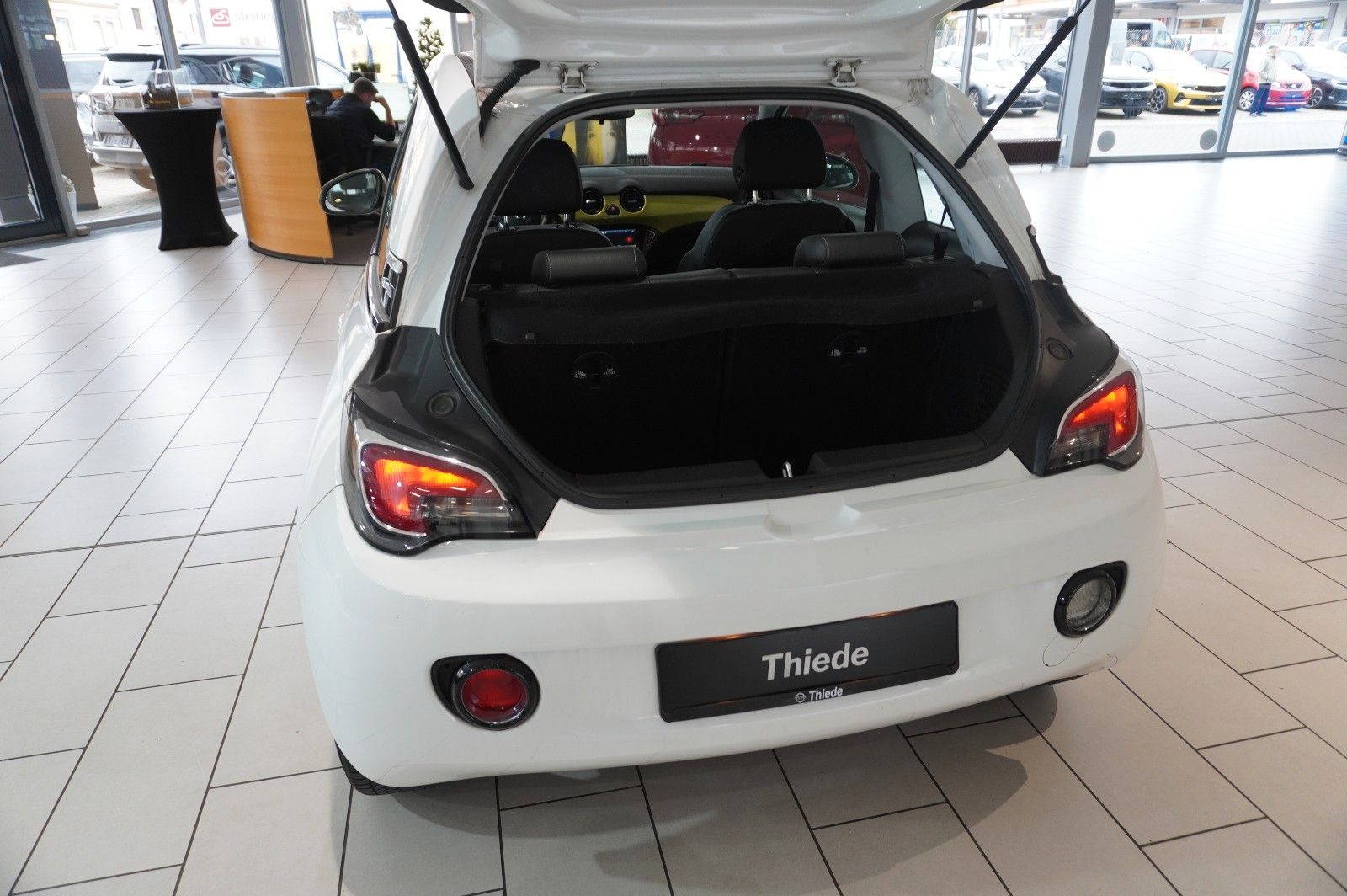 Fahrzeugabbildung Opel Adam 1.2 JAM KLIMA/SPORT/TEMP./USB/CITY/TOUCH