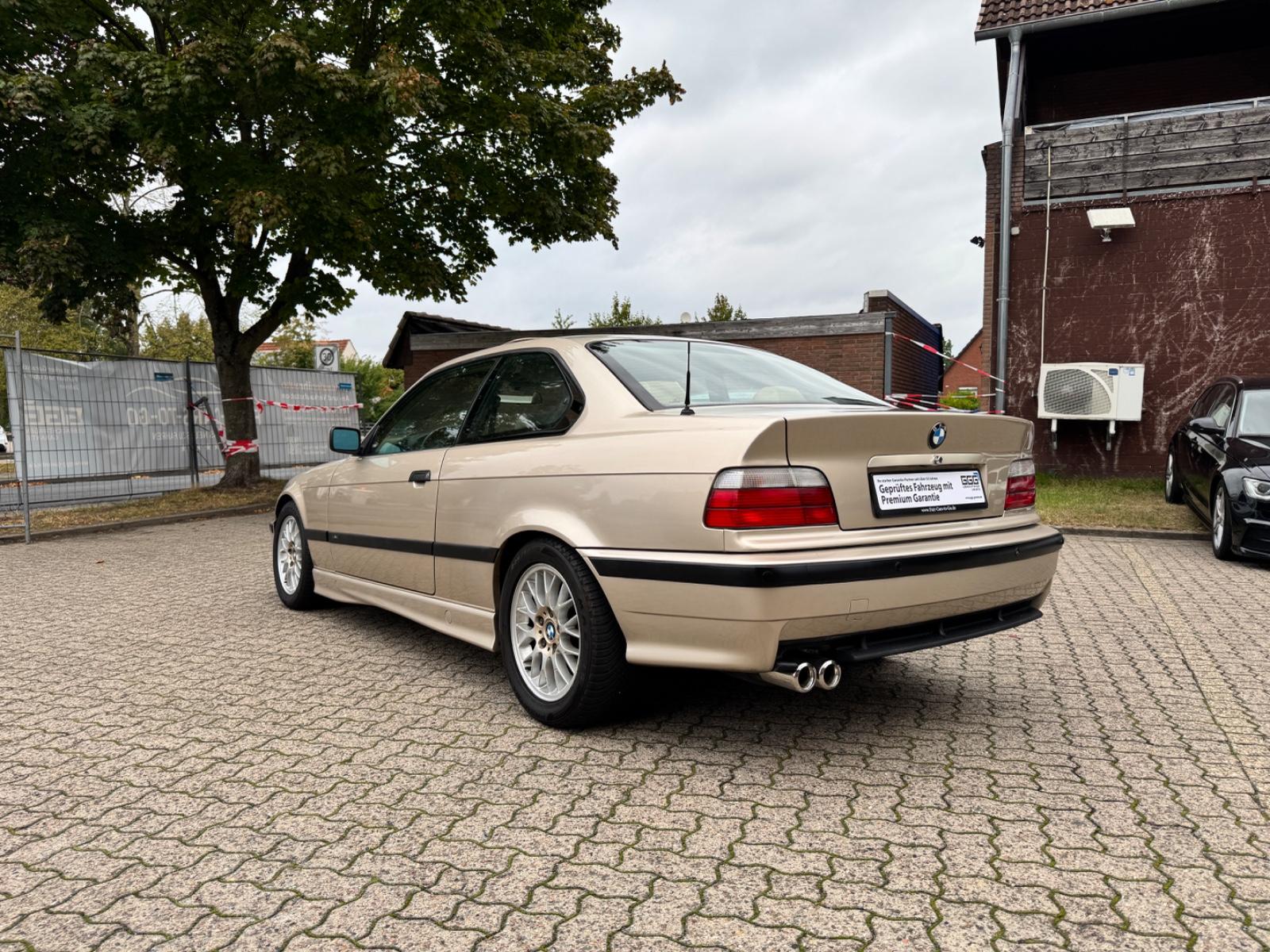 BMW 320iA e36 Coupe M-Paket Sammler Zustand