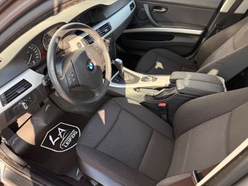 BMW 320 - 8
