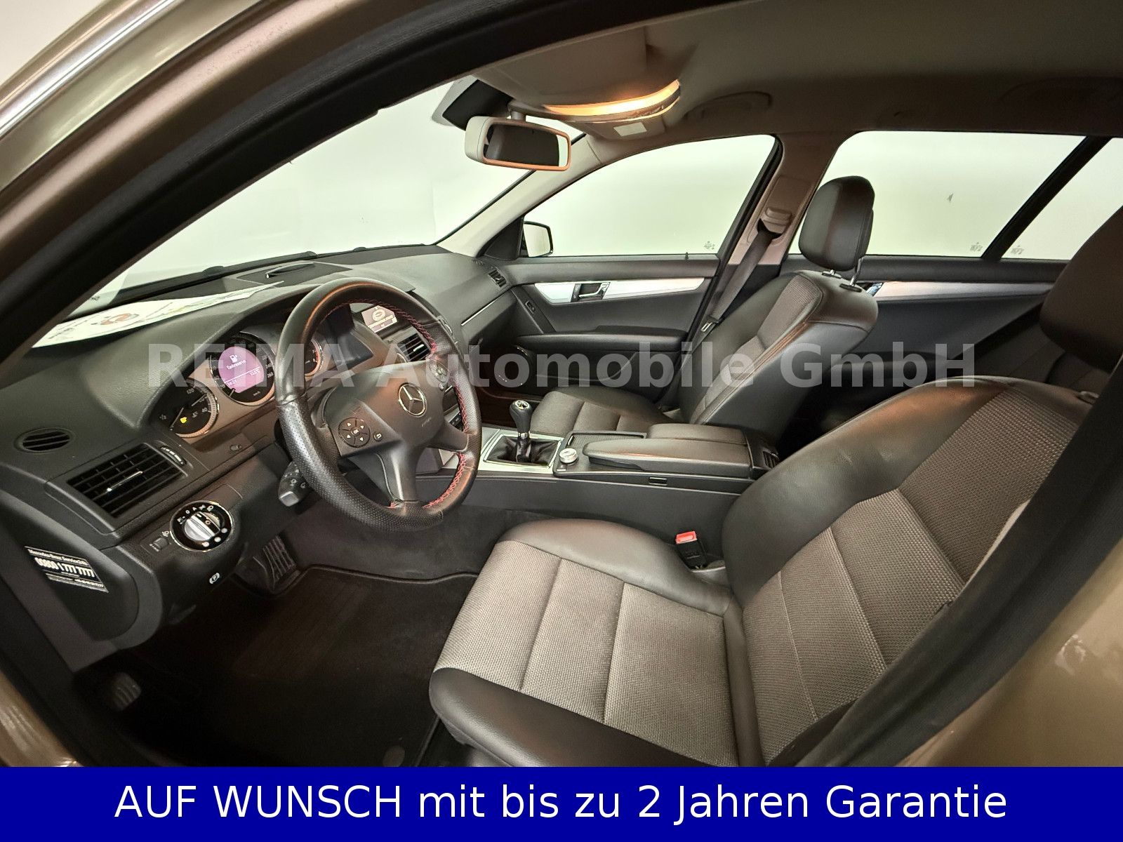 Fahrzeugabbildung Mercedes-Benz C 200 Kombi Avandgarde, Klima, Navi