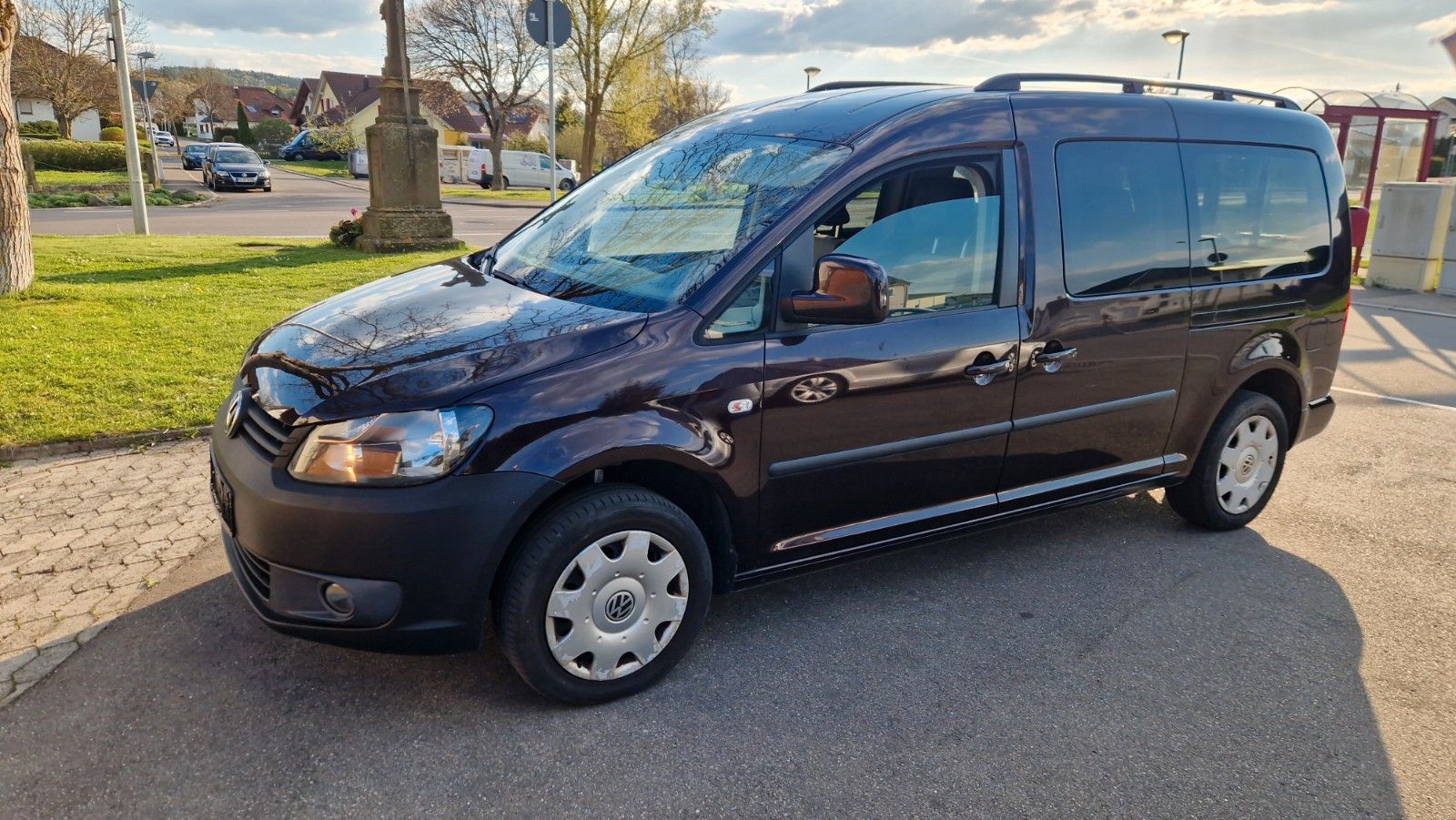 Volkswagen Caddy - 1