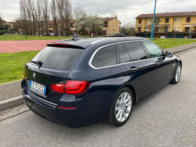 BMW Bmw 525 525d xDrive Luxury