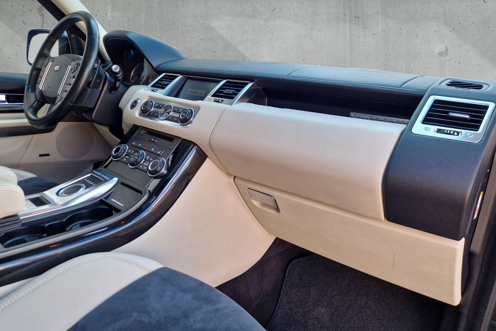 Fahrzeugabbildung Land Rover Range Rover Sport*Schiebedach*Motorrevision