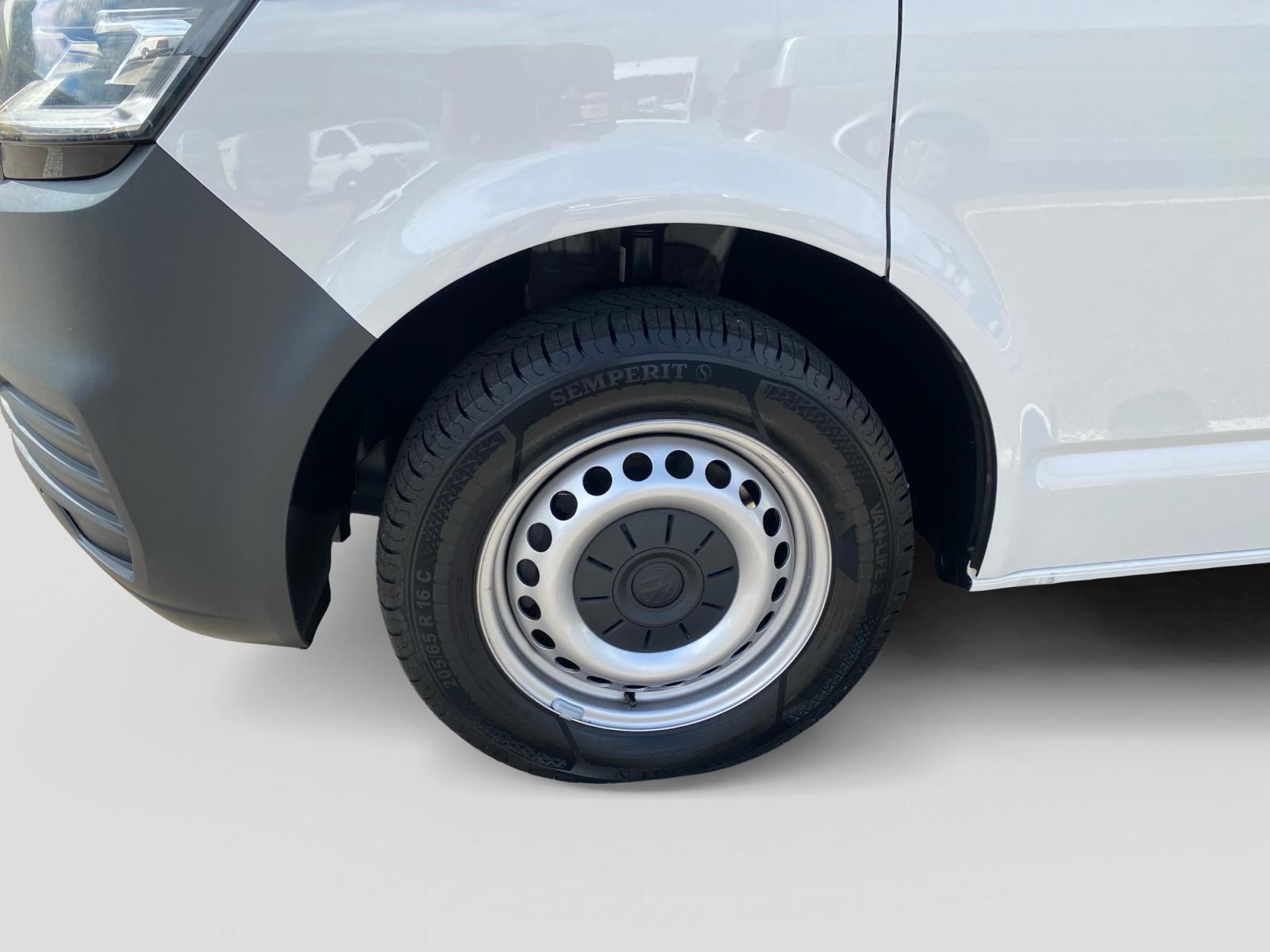 Volkswagen T6.1 Transporter ACC LED Standheizung Sortimo We