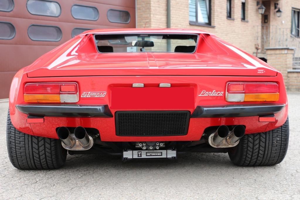 DeTomaso Pantera