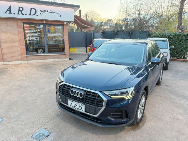 Audi Q3 35 TDI S tronic Business