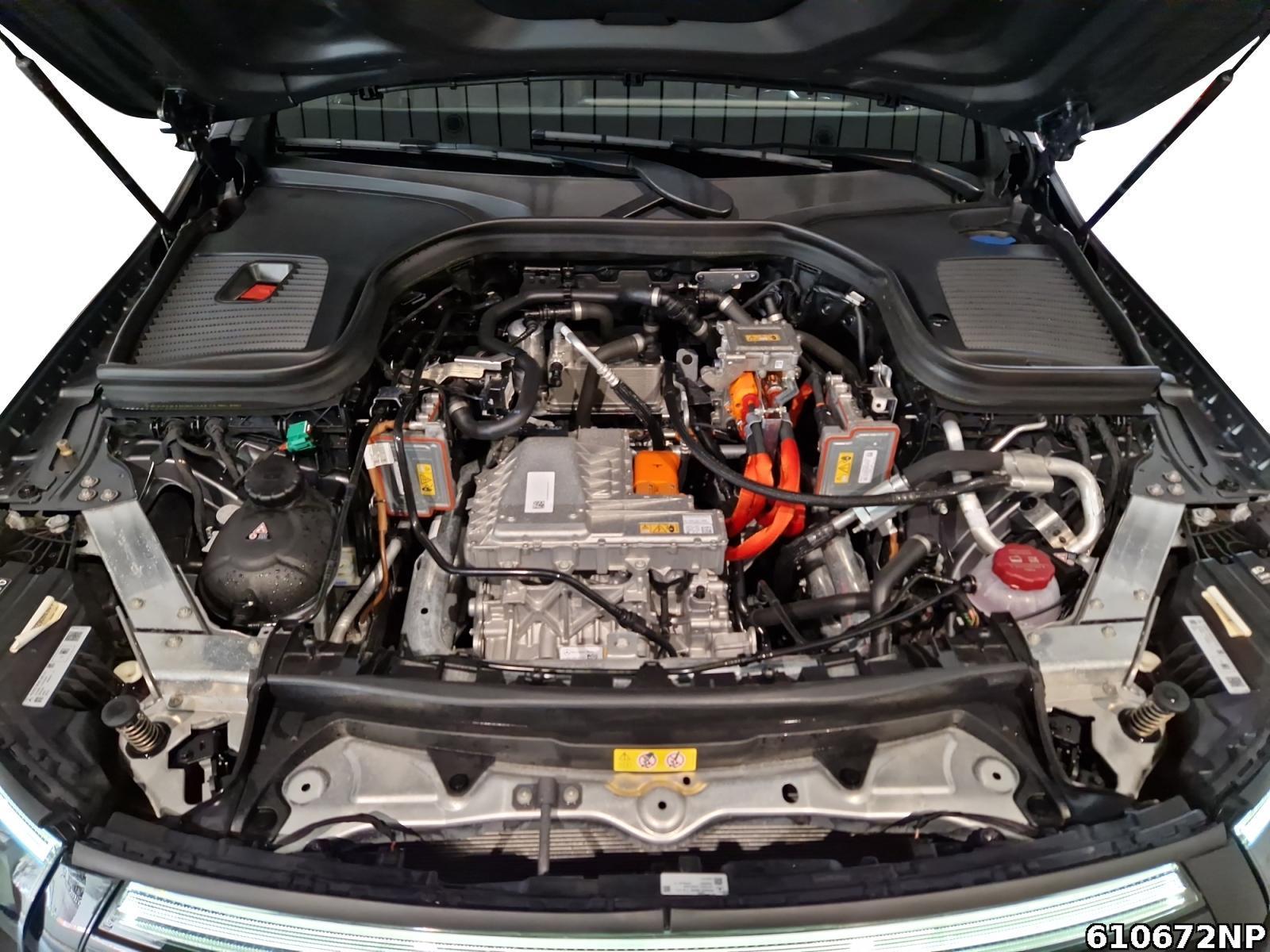 Mercedes-Benz EQC 400 4M AMG 360° Distronic Mutlibeam Memory
