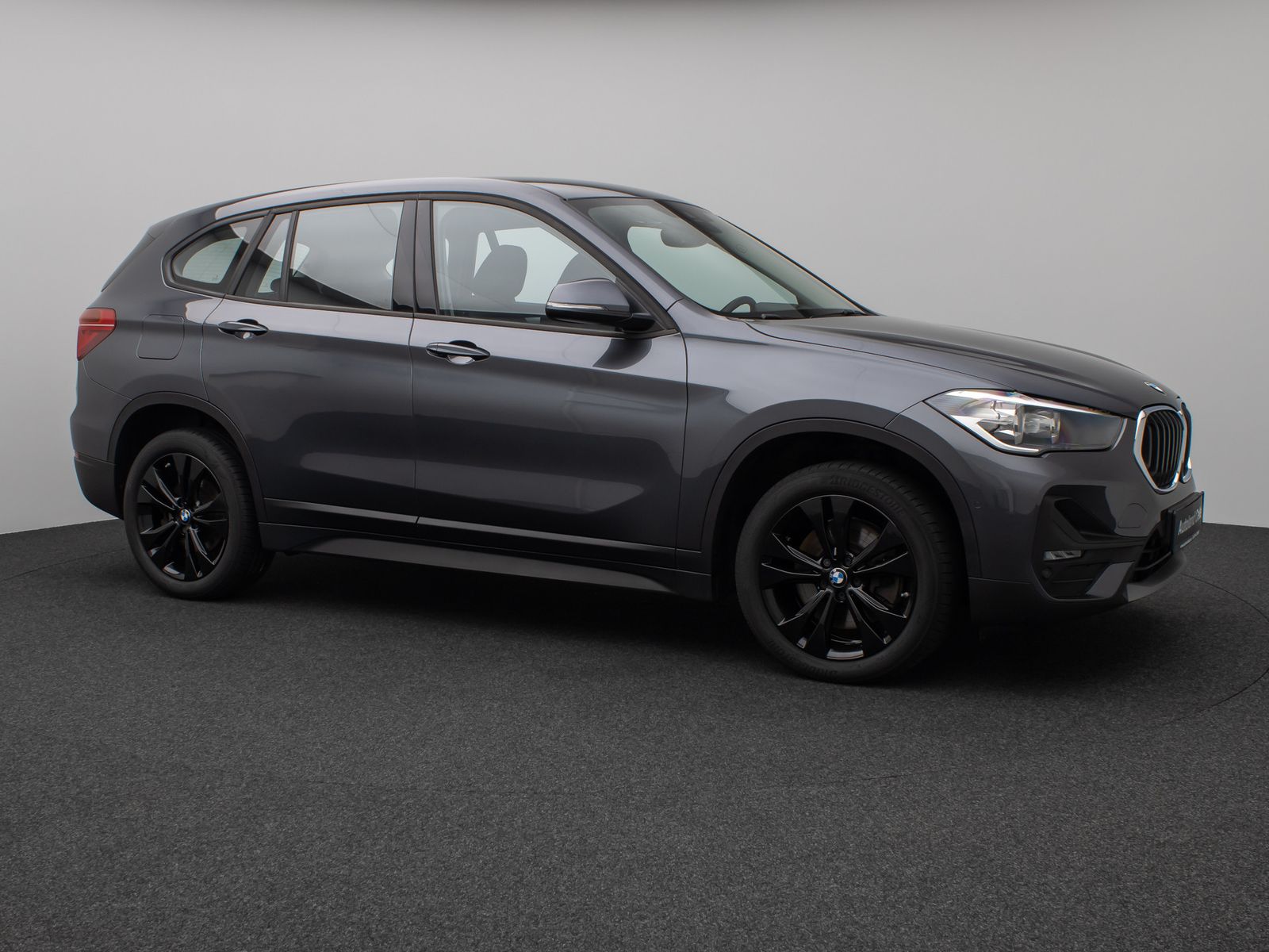 Fahrzeugabbildung BMW X1 sD20i Kamera DAB HiFi Navi Geschwindigkeitsre
