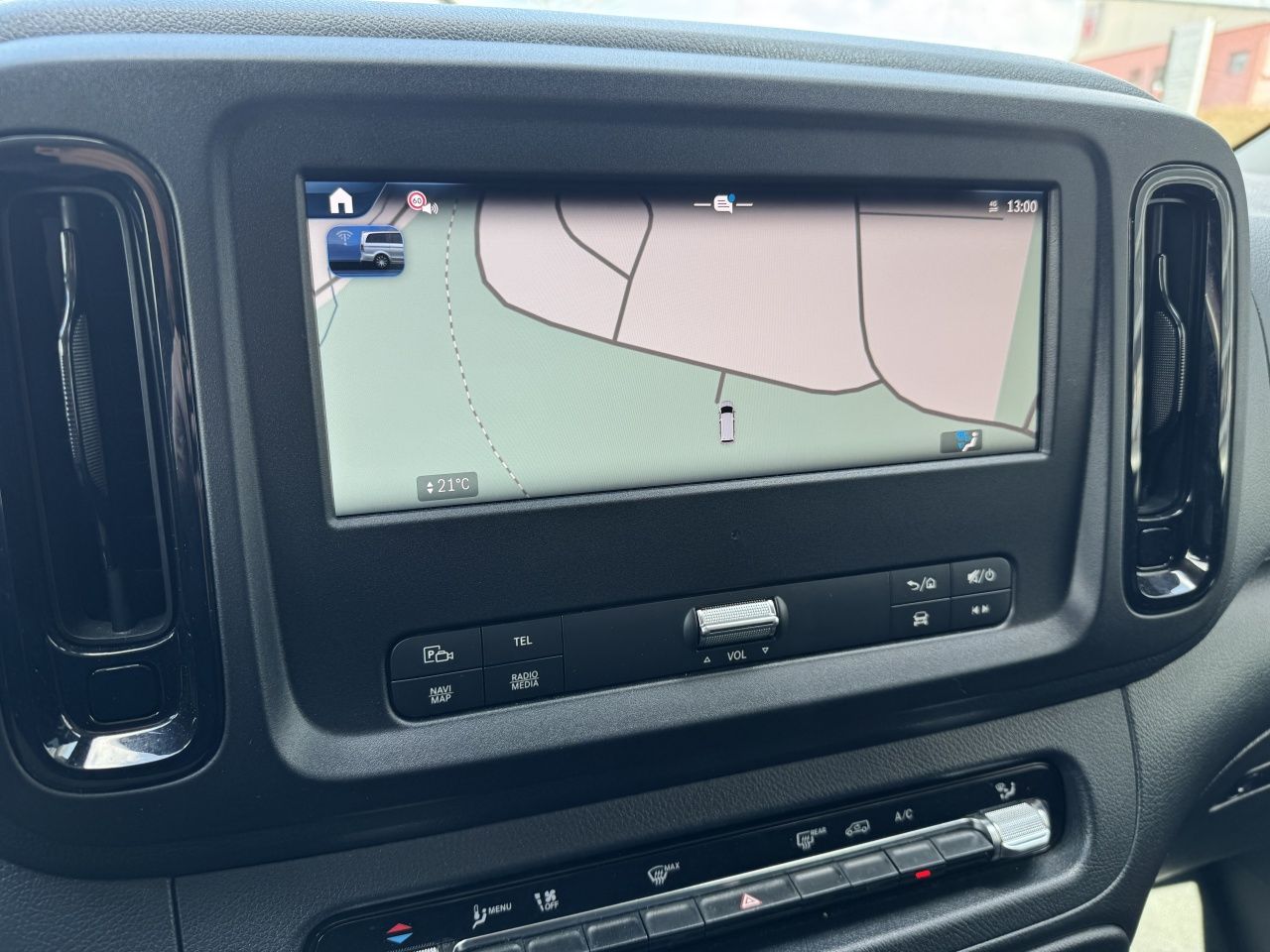Fahrzeugabbildung Mercedes-Benz Vito 116CDI Tourer Pro 4x4 lang Klima*2Schiebet.