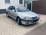 Toyota Avensis 1.8 Linea Sol Automatik  - gebrauchte Toyota Avensis aus dem Jahr 2002