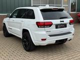Jeep Grand Cherokee Laredo 3,6L 299PS - Jeep Grand Cherokee Laredo mit Benzin-Antrieb