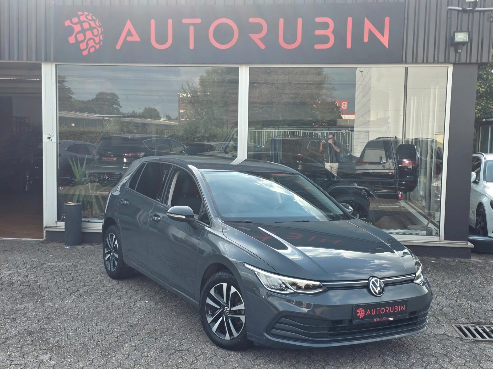 Volkswagen Golf VIII Lim. United LED/PDC/SHZ