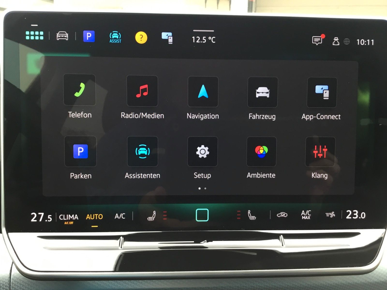 Fahrzeugabbildung Volkswagen Golf 1.5 eTSI DSG Goal+AHK+LED+Kamera+AppConnect